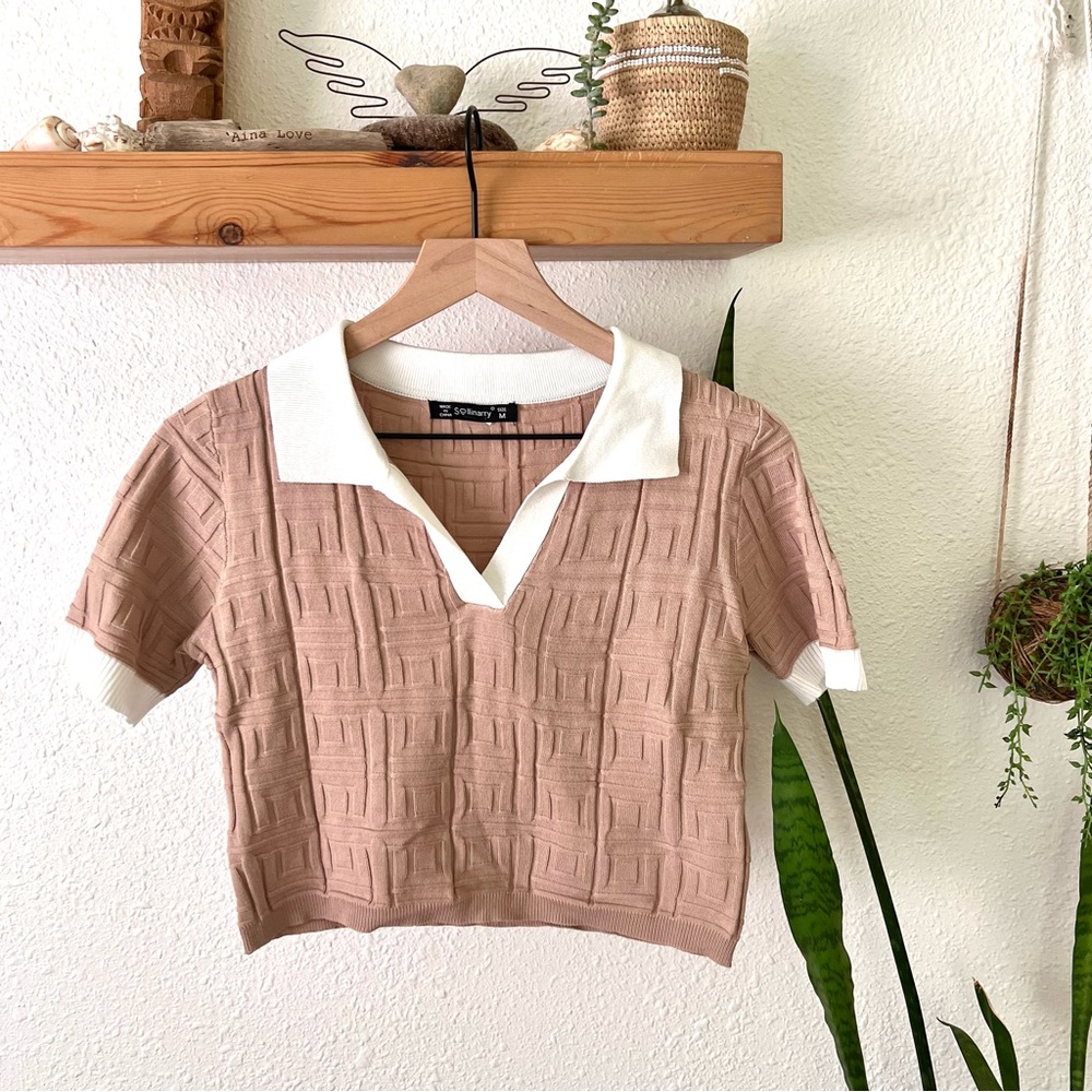 Sollinarry Tan & white cropped top
